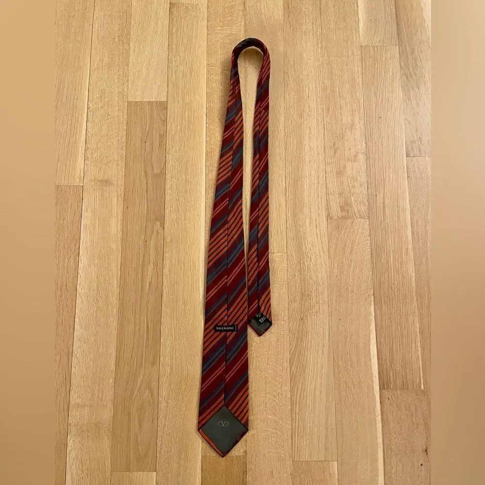 Valentino tie